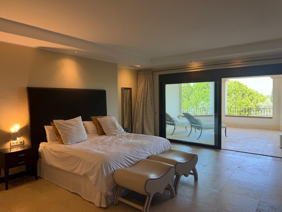 Se vende Villa - Chalet de 7 dormitorios en Costa Del Sol, Cadiz, España