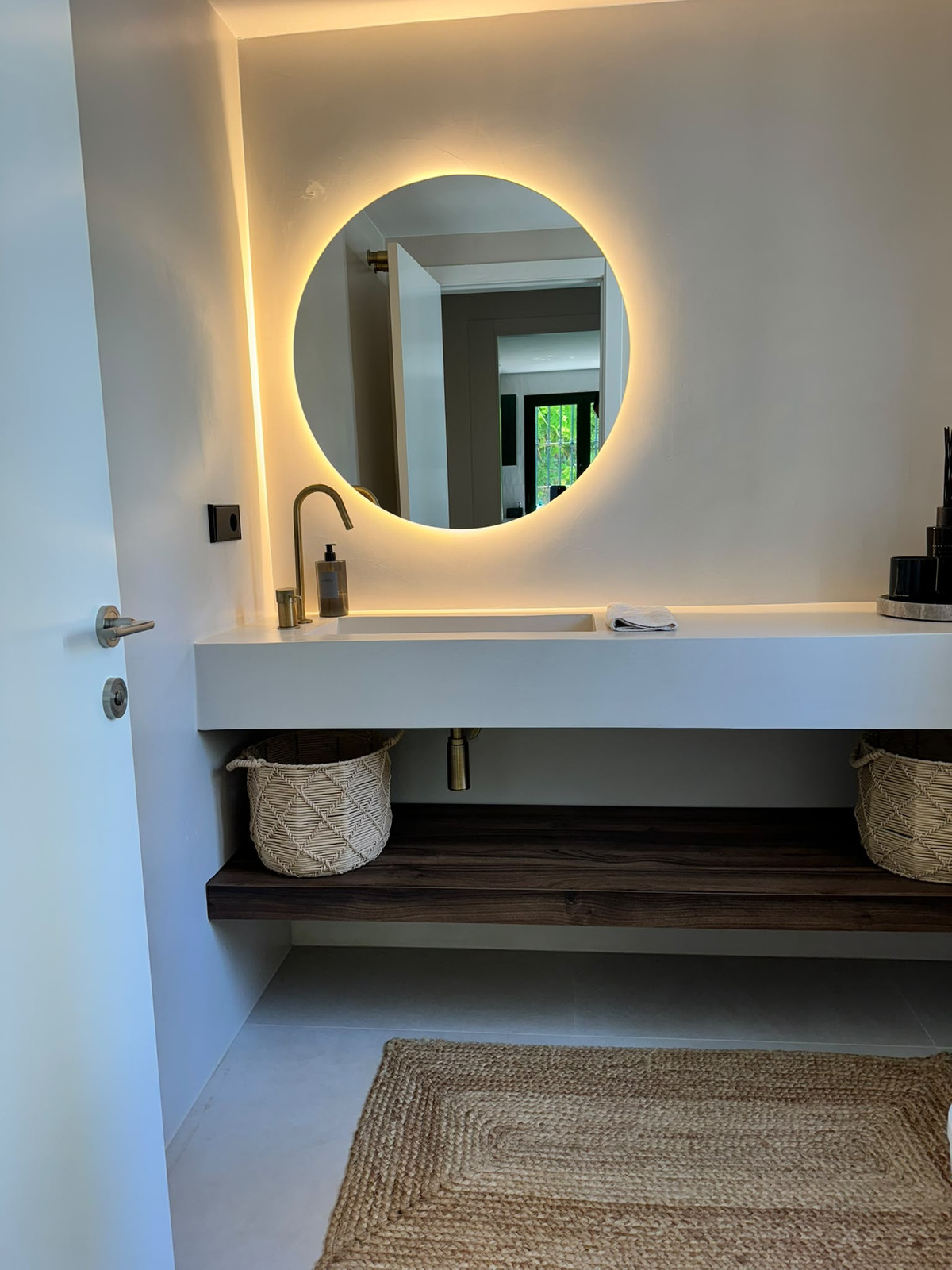 Se vende Pareada de 4 dormitorios en Costa Del Sol, Cadiz, España