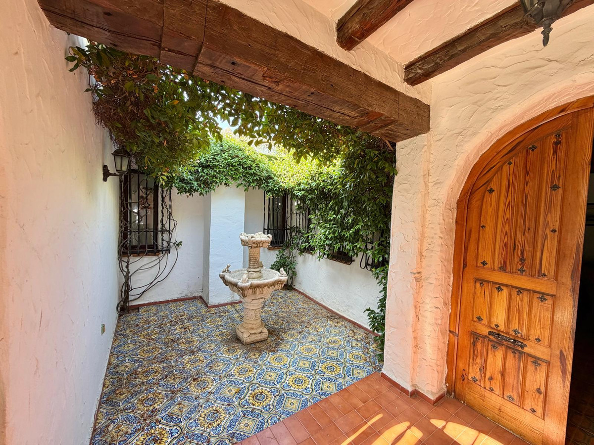 Se vende Villa - Chalet de 3 dormitorios en Costa Blanca, Alicante, España