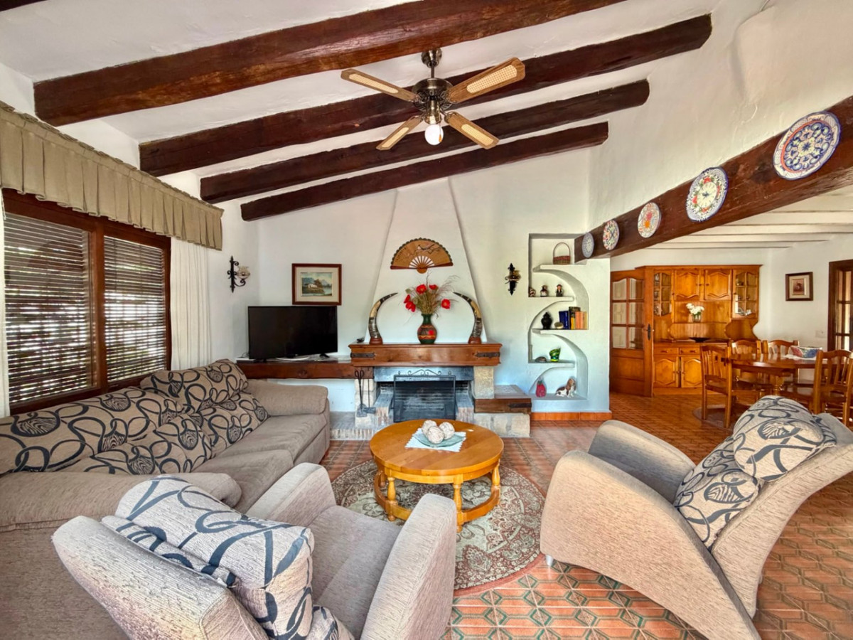 Se vende Villa - Chalet de 3 dormitorios en Costa Blanca, Alicante, España