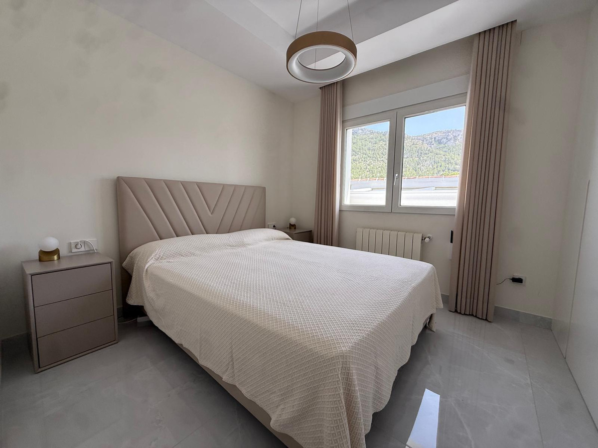 Se vende Villa - Chalet de 5 dormitorios en Costa Blanca, Alicante, España