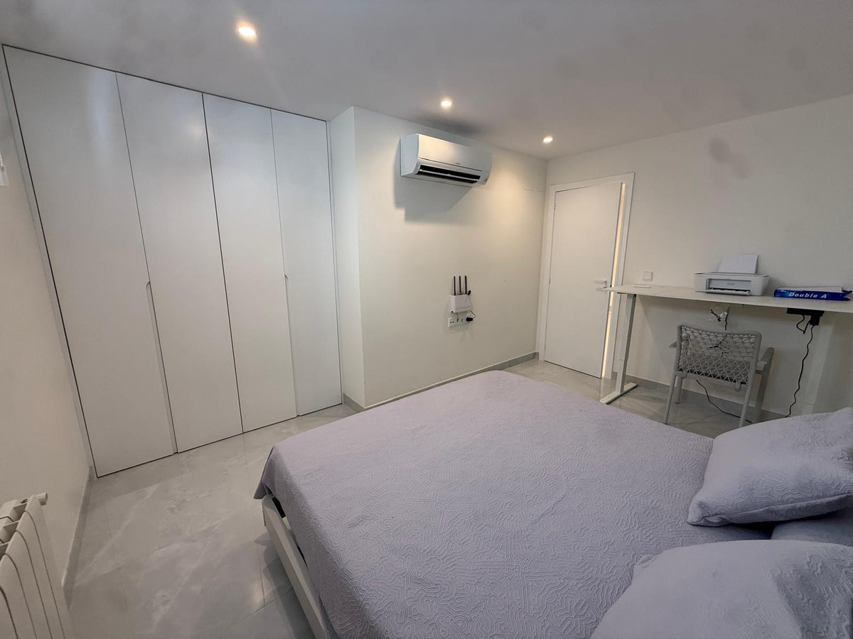 Se vende Villa - Chalet de 5 dormitorios en Costa Blanca, Alicante, España