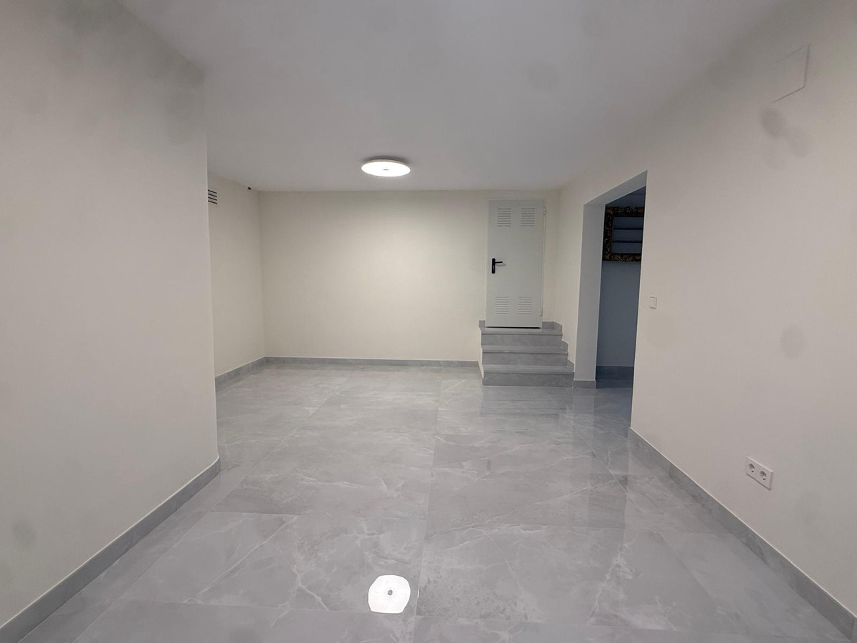 Se vende Villa - Chalet de 5 dormitorios en Costa Blanca, Alicante, España