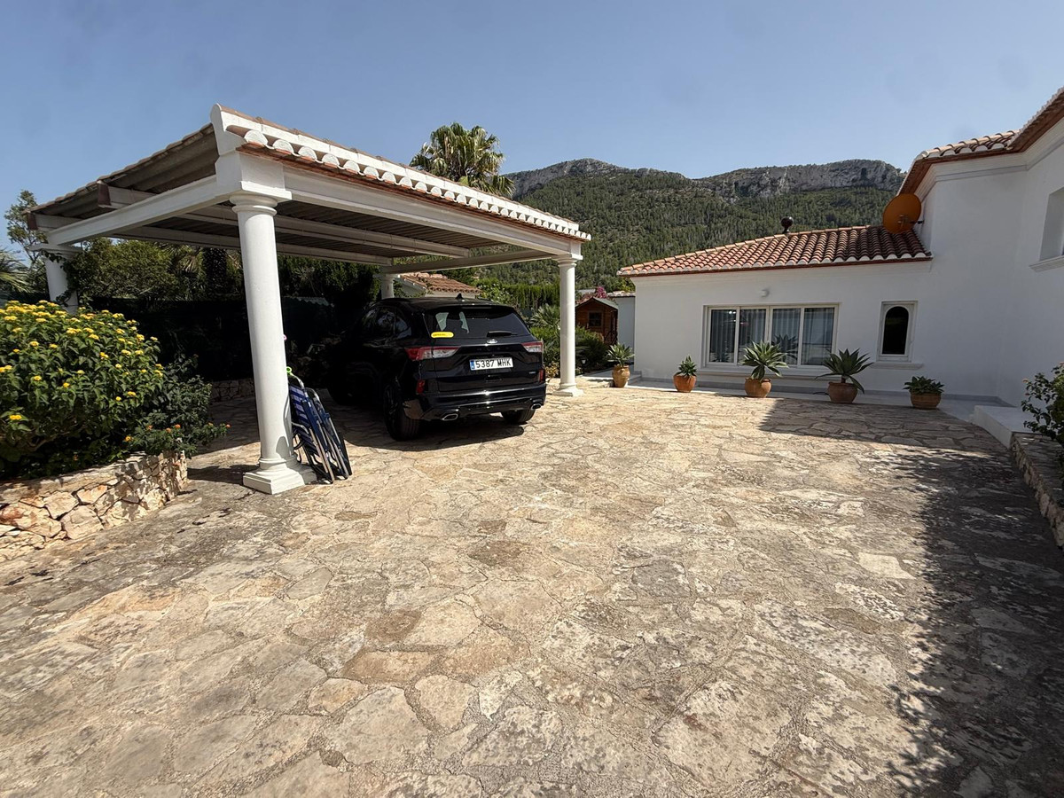 Se vende Villa - Chalet de 5 dormitorios en Costa Blanca, Alicante, España