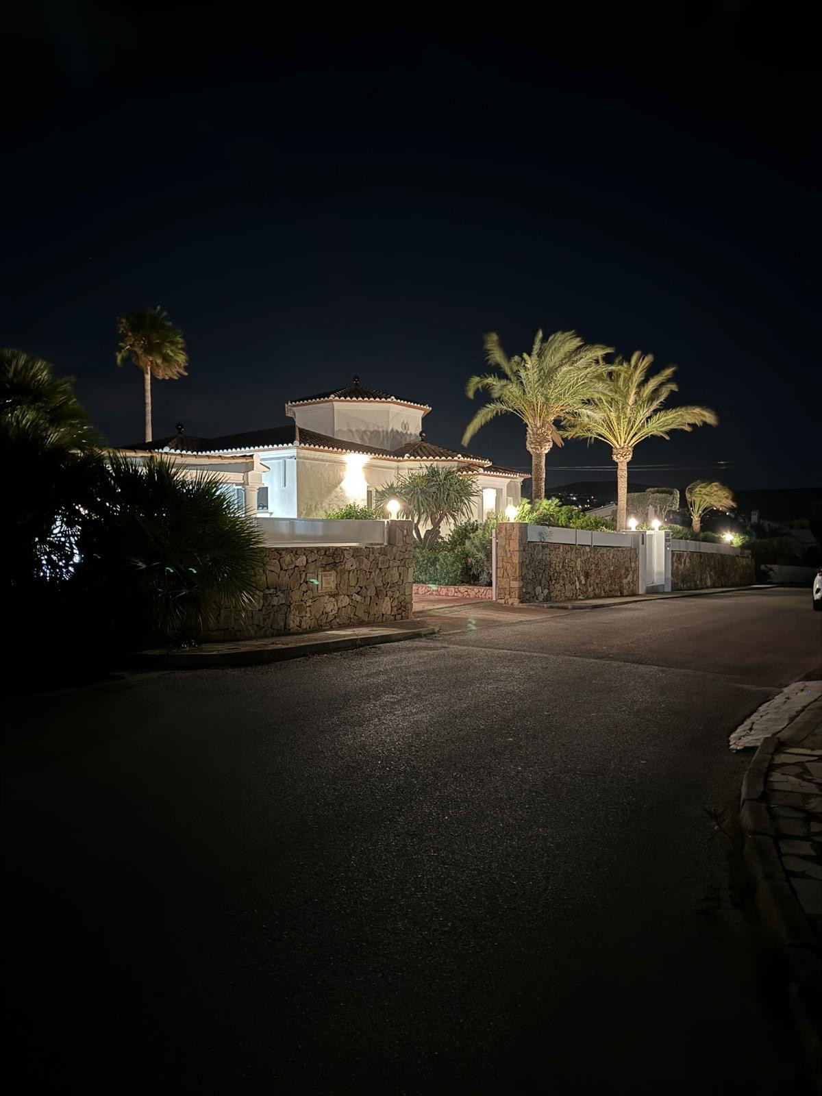 Se vende Villa - Chalet de 5 dormitorios en Costa Blanca, Alicante, España