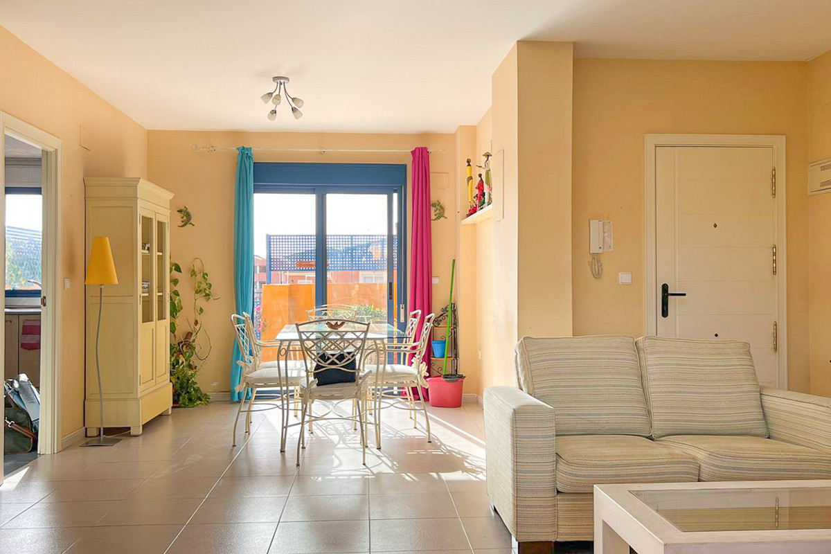 Se vende Apartamento Planta Media de 4 dormitorios en Costa Blanca, Alicante, España