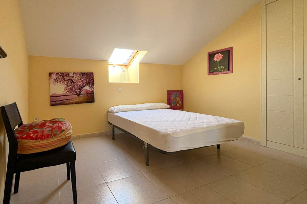 Se vende Apartamento Planta Media de 4 dormitorios en Costa Blanca, Alicante, España
