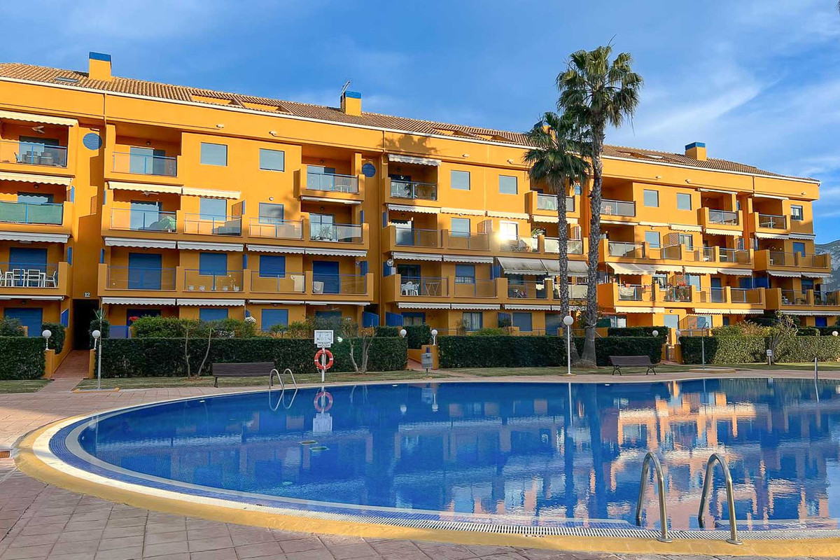 Se vende Apartamento Planta Media de 4 dormitorios en Costa Blanca, Alicante, España