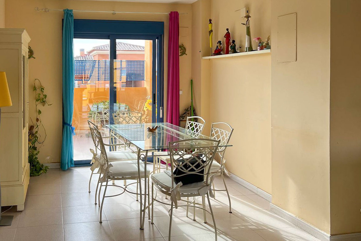 Se vende Apartamento Planta Media de 4 dormitorios en Costa Blanca, Alicante, España