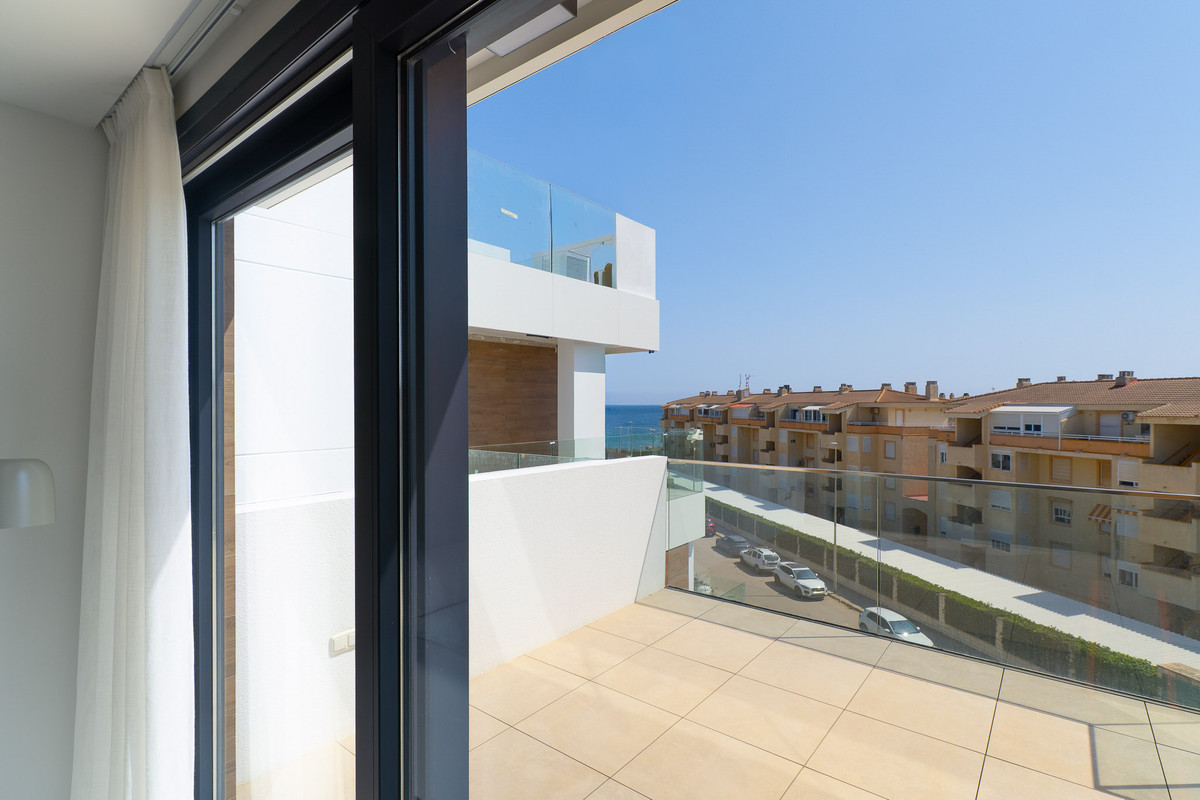 Se vende Ático Dúplex de 3 dormitorios en Costa Blanca, Alicante, España