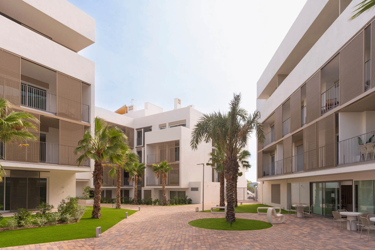 Se vende Apartamento Planta Media de 3 dormitorios en Costa Blanca, Alicante, España