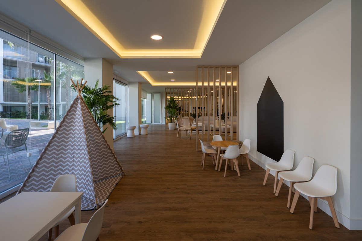 Se vende Apartamento Planta Media de 3 dormitorios en Costa Blanca, Alicante, España