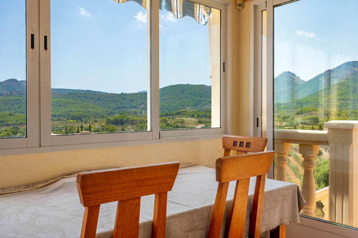 Se vende Villa - Chalet de 5 dormitorios en Costa Blanca, Alicante, España
