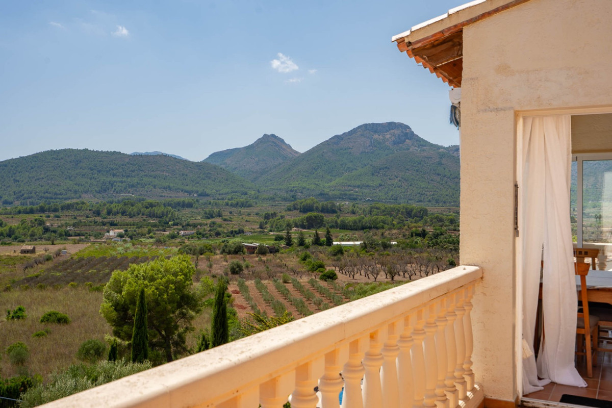 Se vende Villa - Chalet de 5 dormitorios en Costa Blanca, Alicante, España