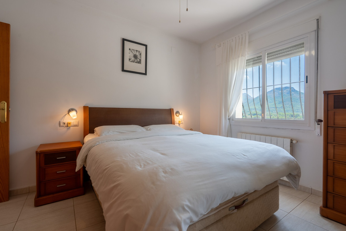 Se vende Villa - Chalet de 5 dormitorios en Costa Blanca, Alicante, España