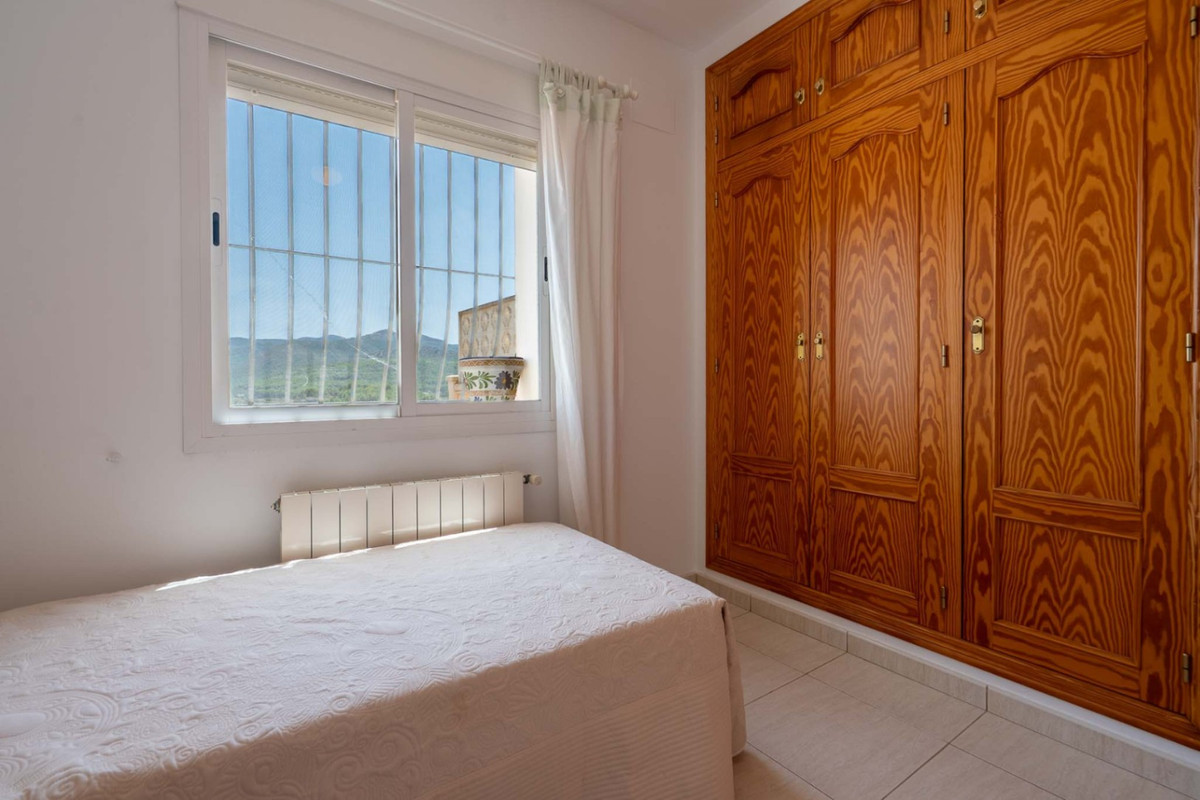 Se vende Villa - Chalet de 5 dormitorios en Costa Blanca, Alicante, España