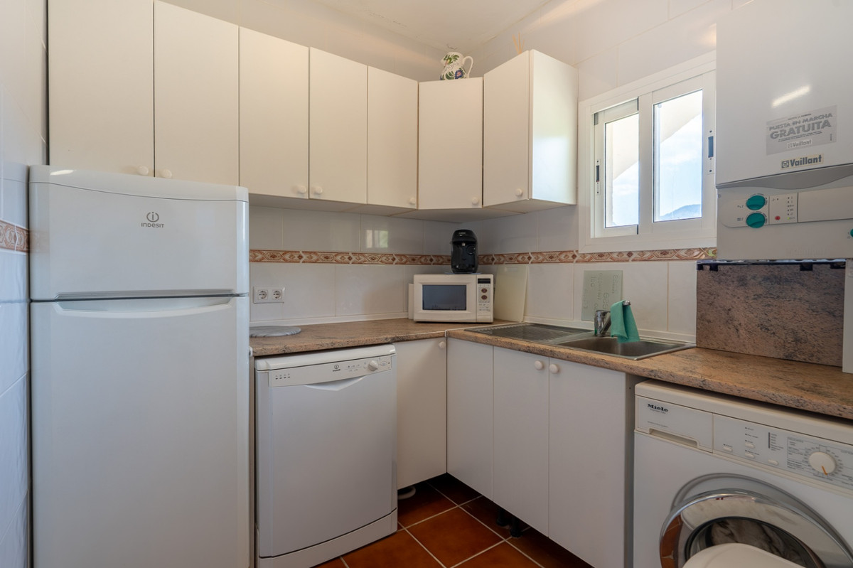 Se vende Villa - Chalet de 5 dormitorios en Costa Blanca, Alicante, España