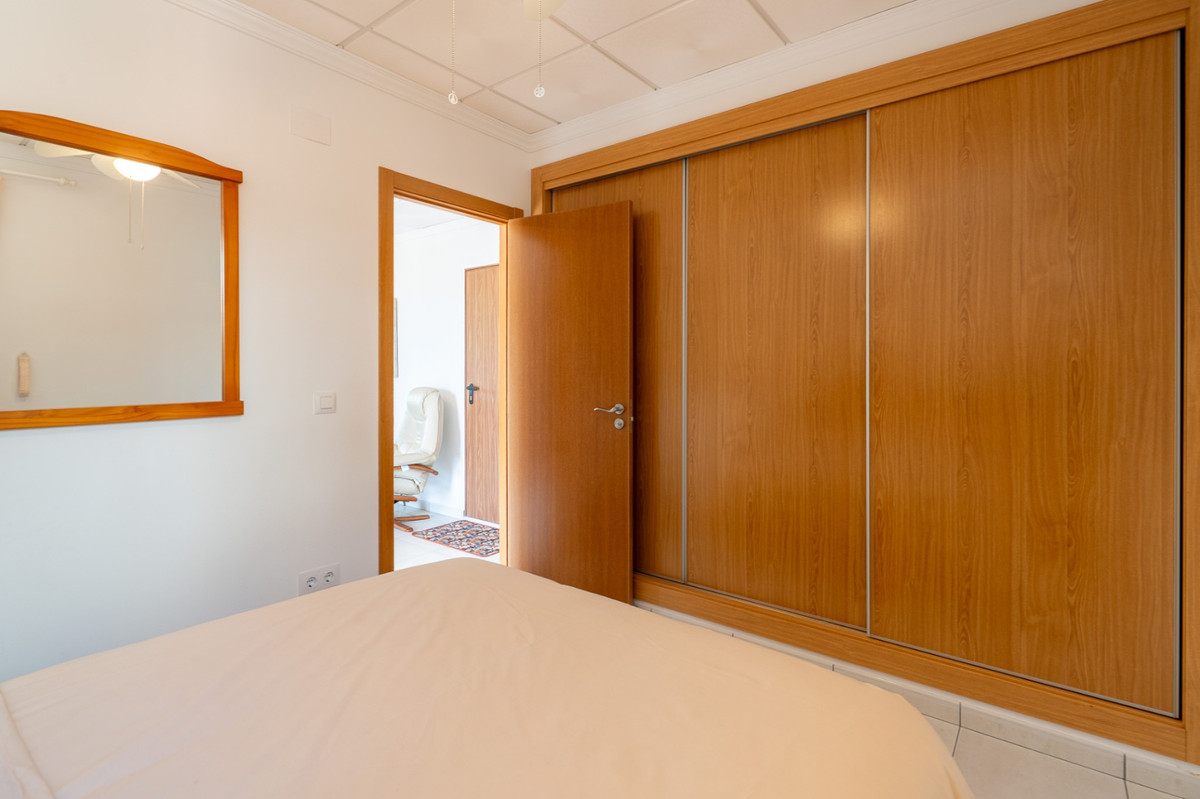 Se vende Villa - Chalet de 5 dormitorios en Costa Blanca, Alicante, España