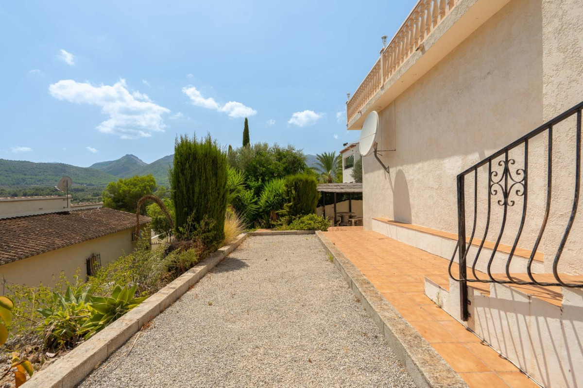 Se vende Villa - Chalet de 5 dormitorios en Costa Blanca, Alicante, España