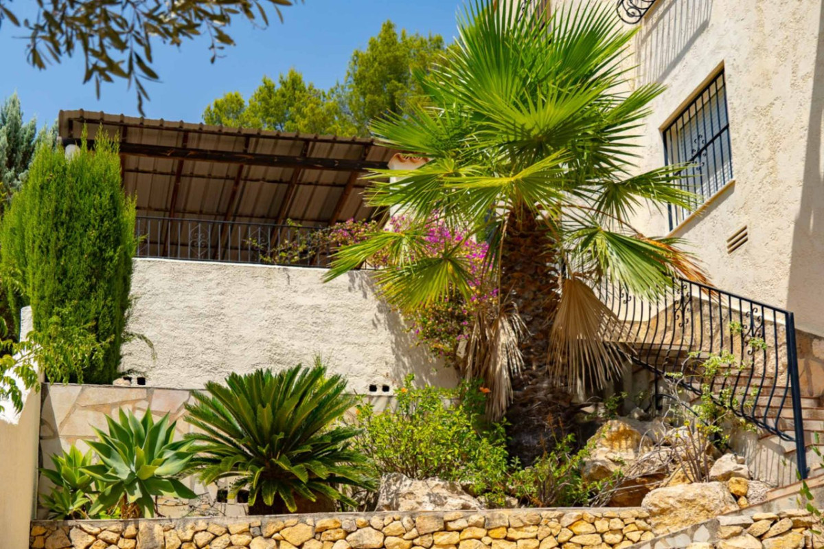 Se vende Villa - Chalet de 5 dormitorios en Costa Blanca, Alicante, España