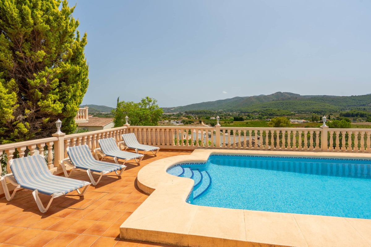 Se vende Villa - Chalet de 5 dormitorios en Costa Blanca, Alicante, España