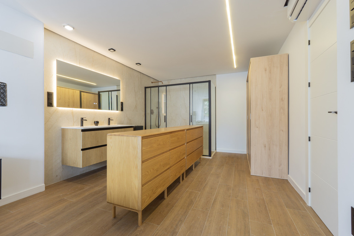 Se vende Villa - Chalet de 3 dormitorios en Costa Blanca, Alicante, España