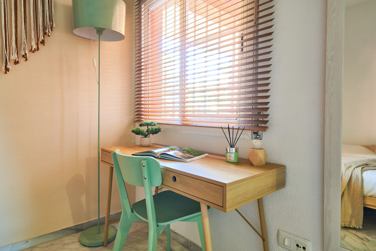 Se vende Apartamento Planta Media de 2 dormitorios en Costa Del Sol, Málaga, España