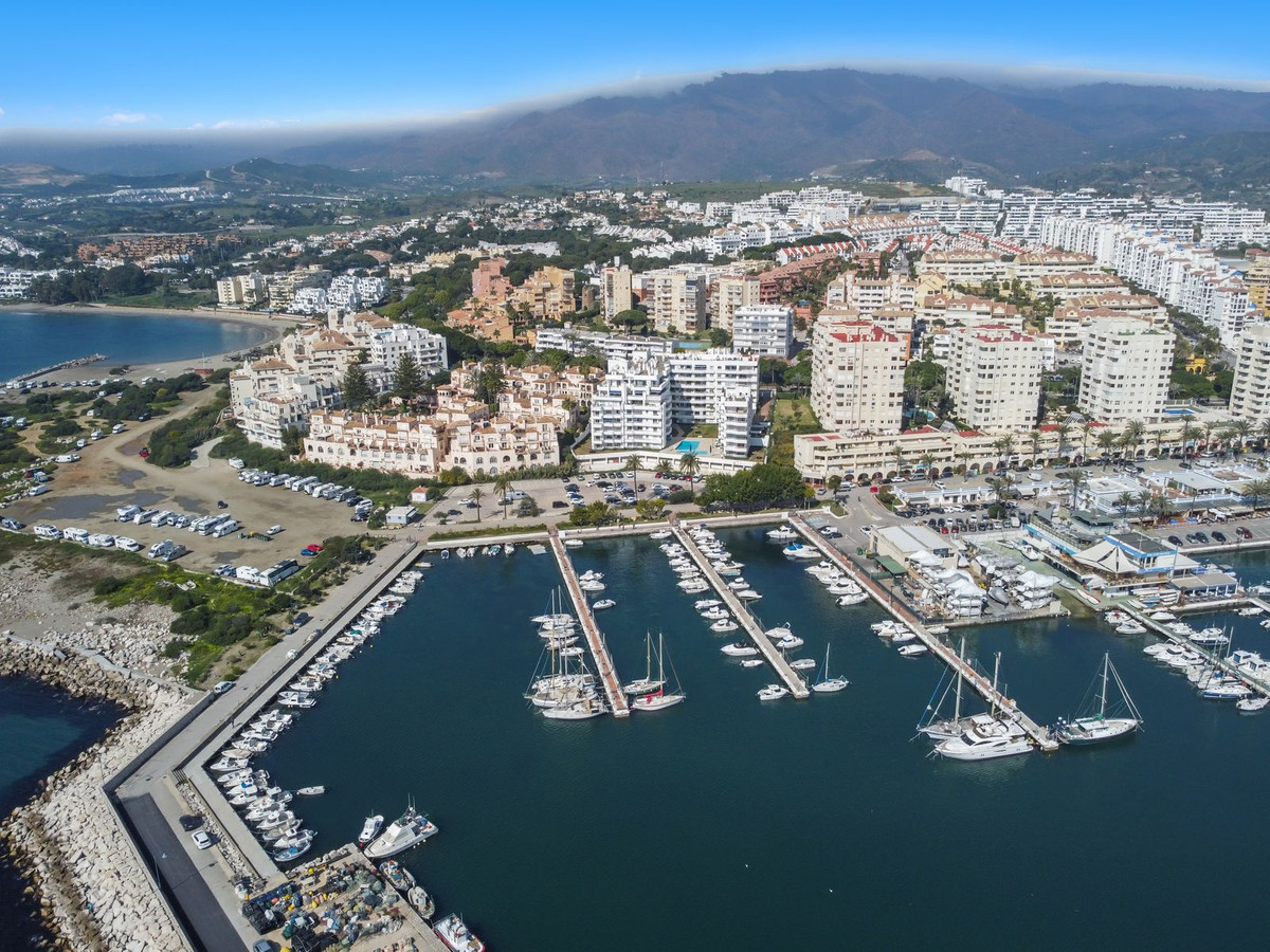 Se vende Ático Dúplex de 2 dormitorios en Costa Del Sol, Málaga, España
