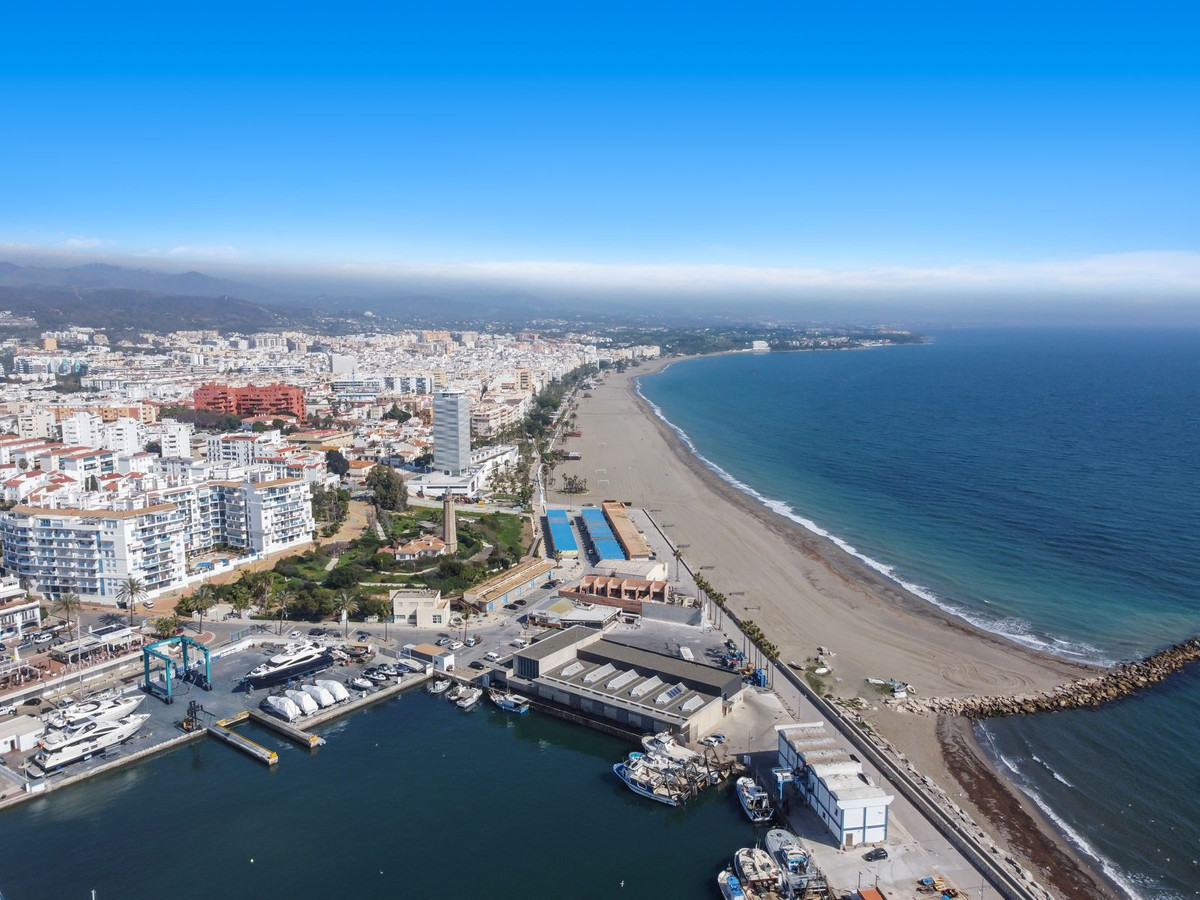 Se vende Ático Dúplex de 2 dormitorios en Costa Del Sol, Málaga, España