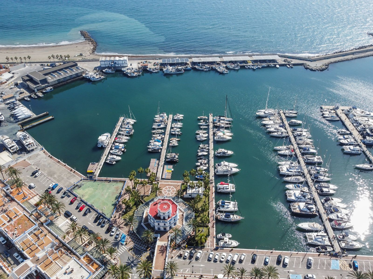 Se vende Ático Dúplex de 2 dormitorios en Costa Del Sol, Málaga, España