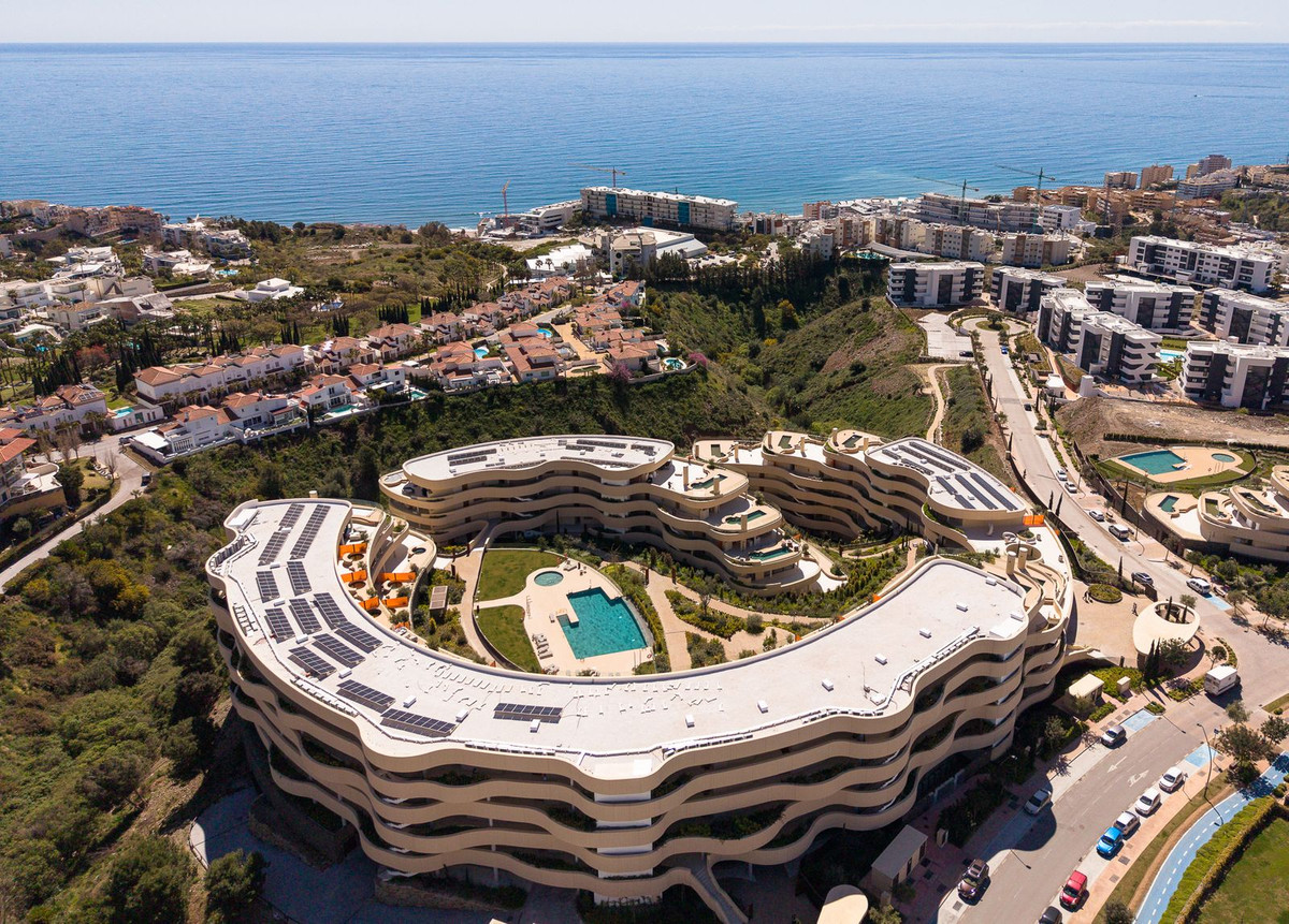 Se vende Apartamento Planta Media de 2 dormitorios en Costa Del Sol, Málaga, España
