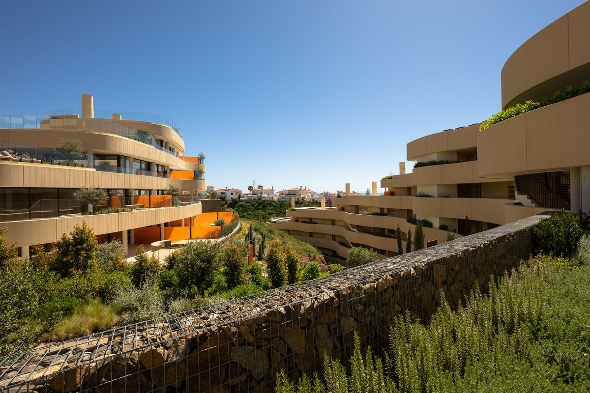 Se vende Apartamento Planta Media de 2 dormitorios en Costa Del Sol, Málaga, España