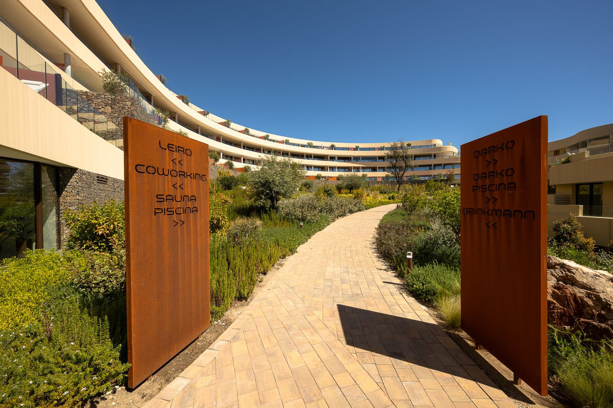 Se vende Apartamento Planta Media de 2 dormitorios en Costa Del Sol, Málaga, España