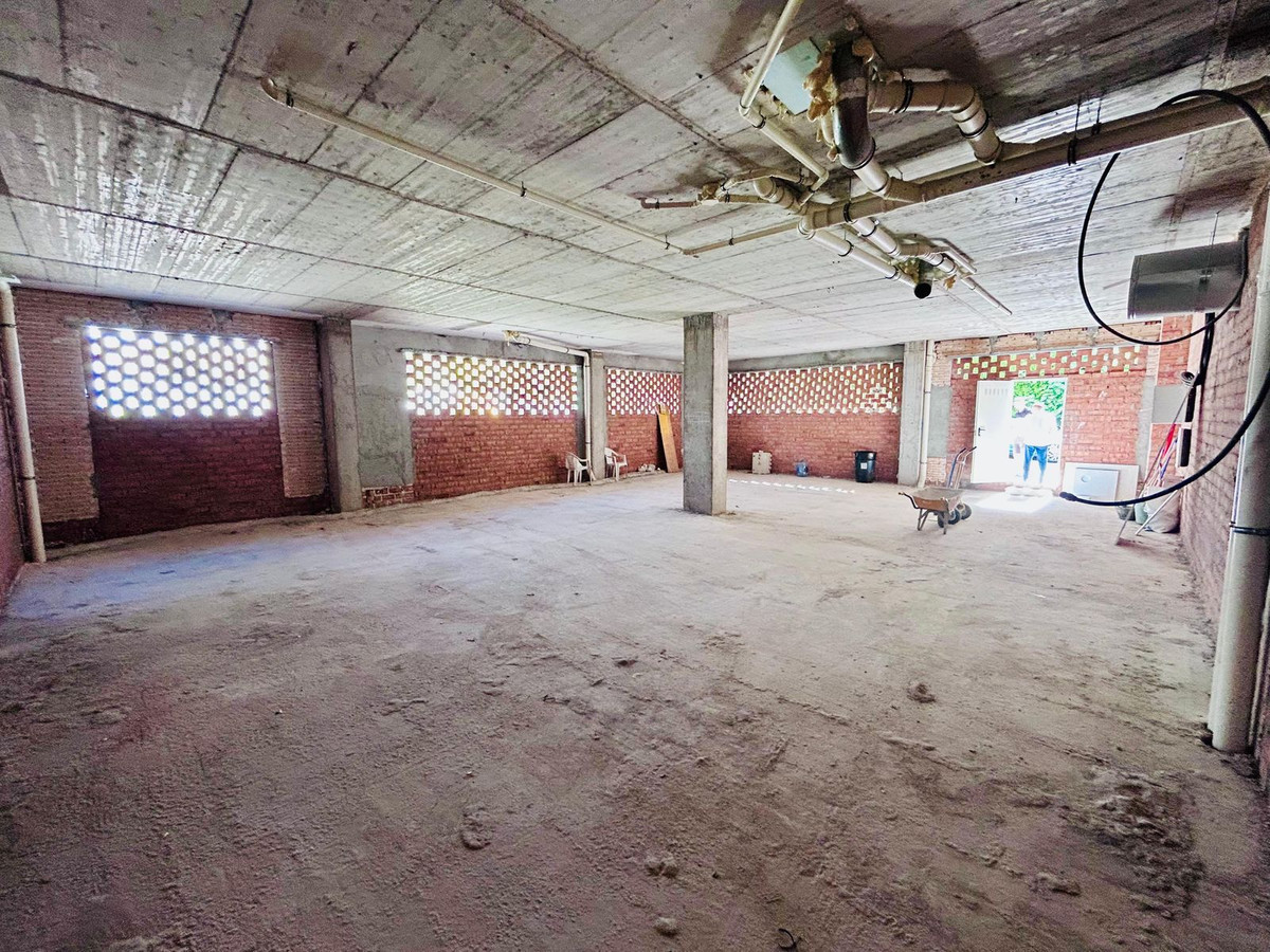 Se vende Local comercial  en Costa Del Sol, Málaga, España