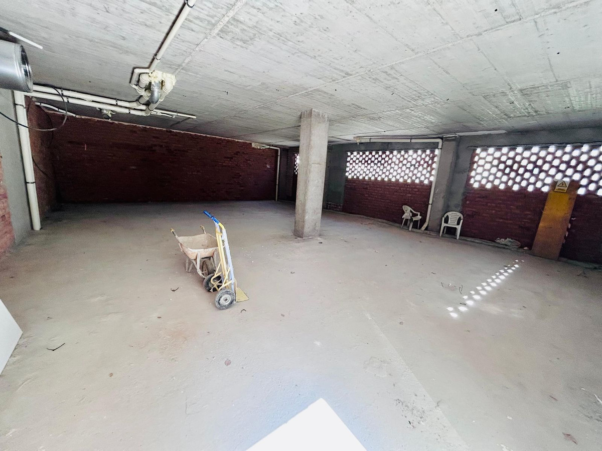 Se vende Local comercial  en Costa Del Sol, Málaga, España