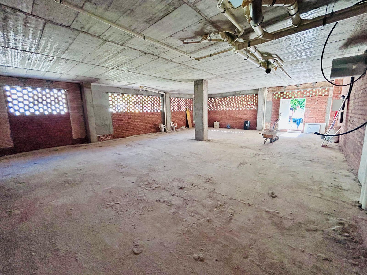 Se vende Local comercial  en Costa Del Sol, Málaga, España