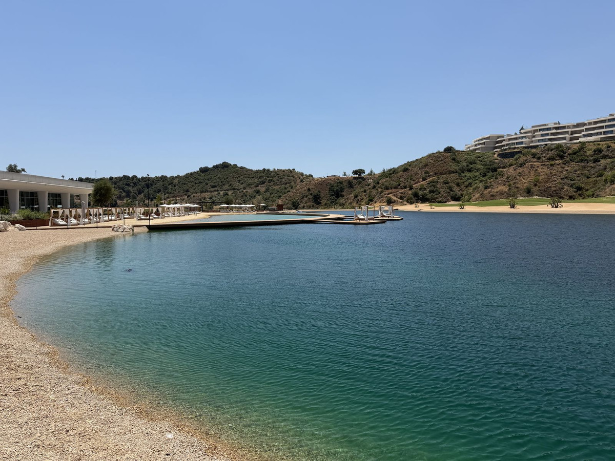 Se vende Terreno Urbano  en Costa Del Sol, Málaga, España
