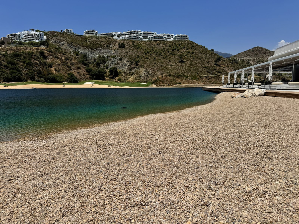 Se vende Terreno Urbano  en Costa Del Sol, Málaga, España
