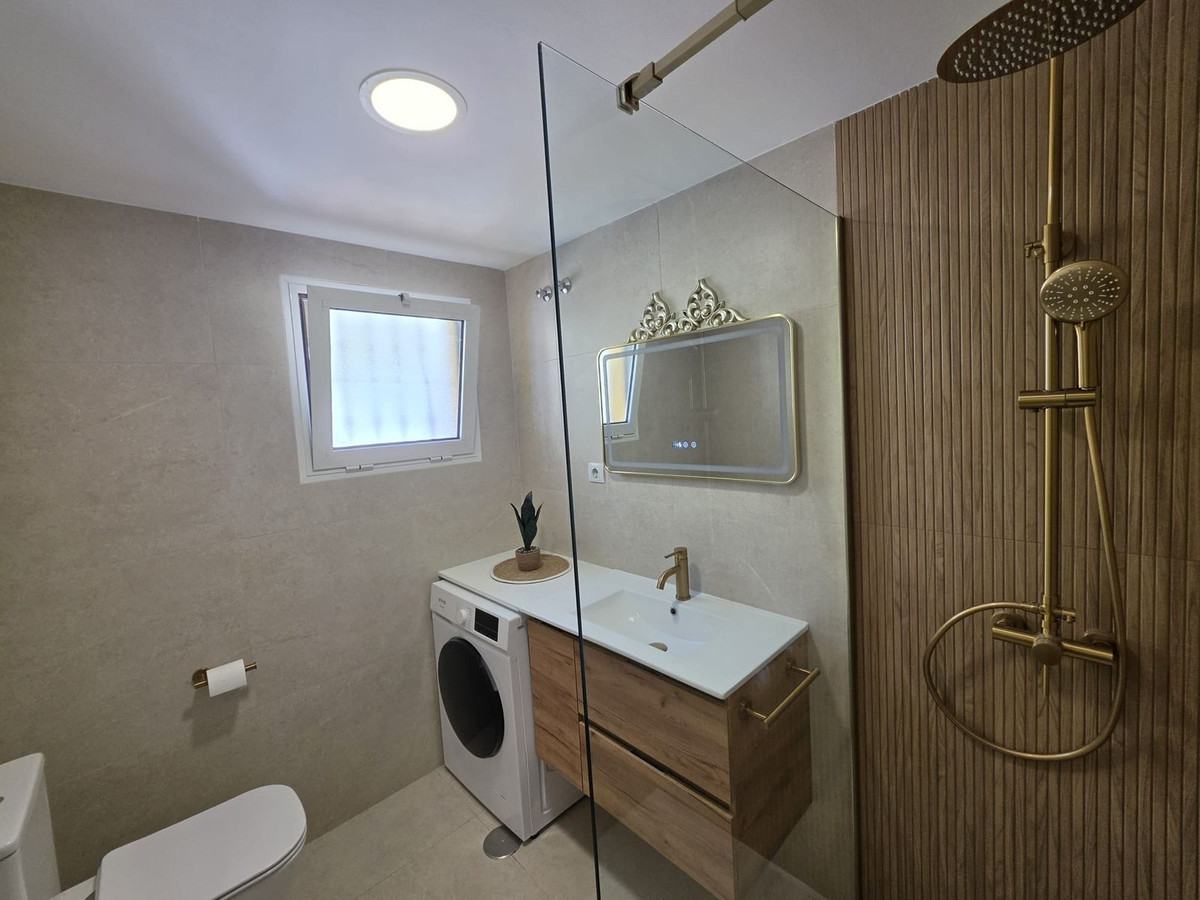 Se vende Adosada de 4 dormitorios en Costa Del Sol, Málaga, España