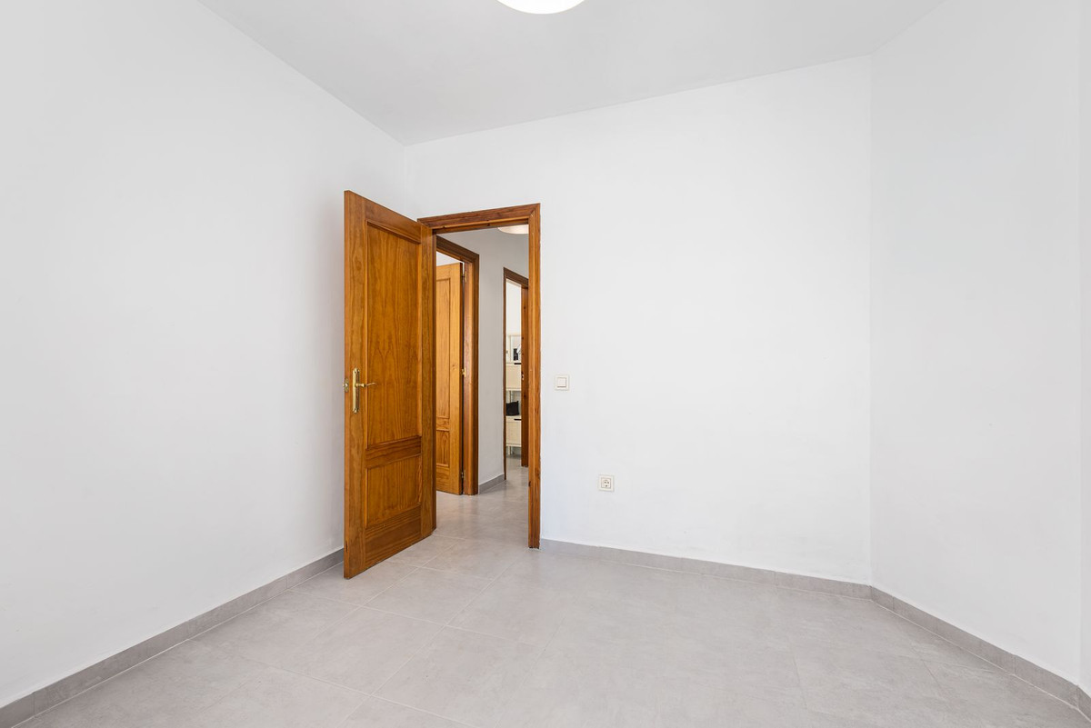 Se vende Adosada de 5 dormitorios en Costa Del Sol, Málaga, España