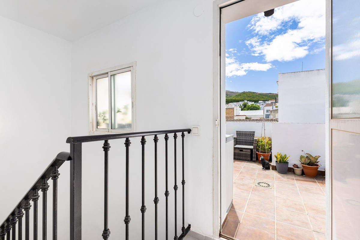 Se vende Adosada de 5 dormitorios en Costa Del Sol, Málaga, España