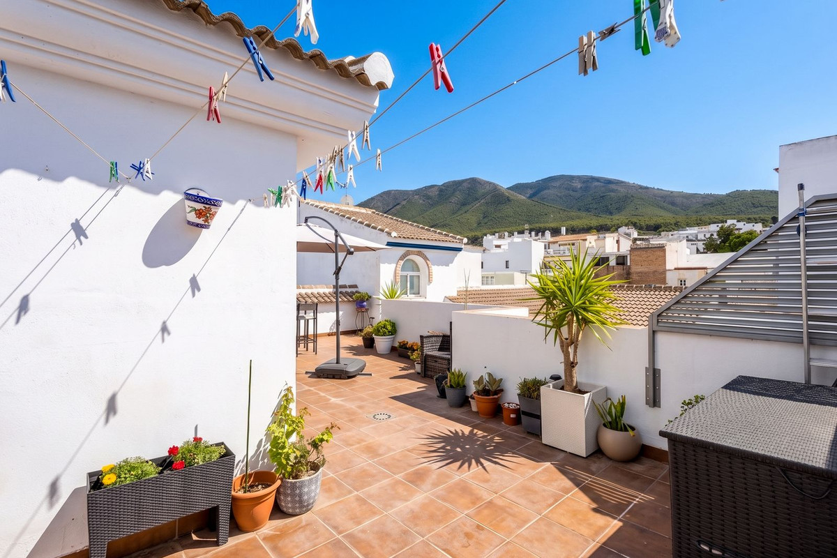 Se vende Adosada de 5 dormitorios en Costa Del Sol, Málaga, España