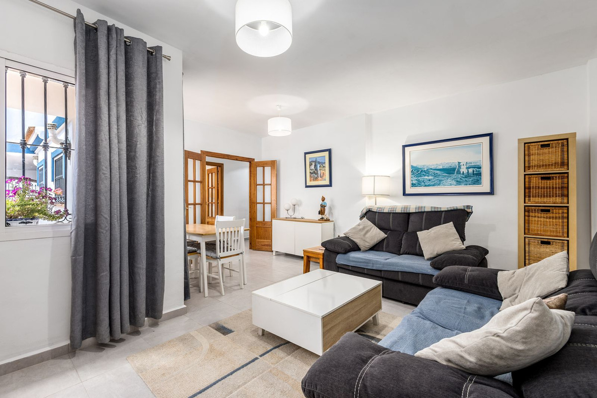 Se vende Adosada de 5 dormitorios en Costa Del Sol, Málaga, España