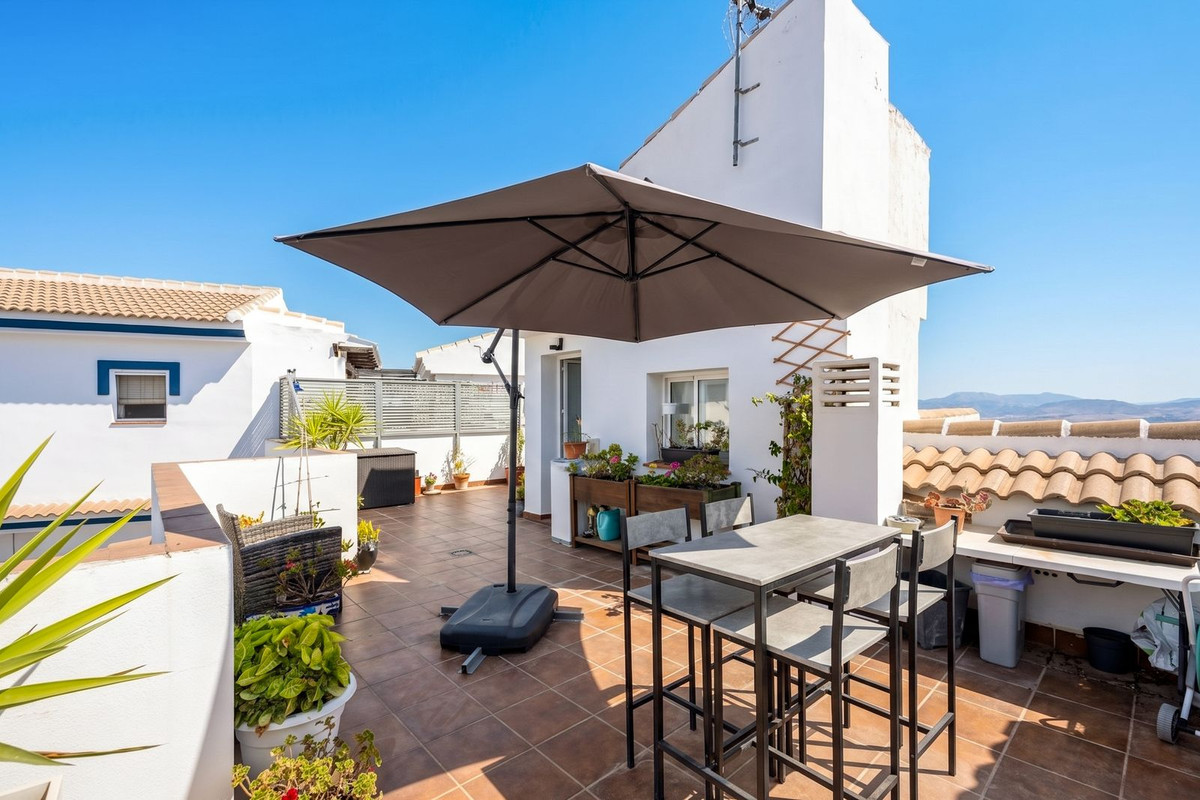 Se vende Adosada de 5 dormitorios en Costa Del Sol, Málaga, España