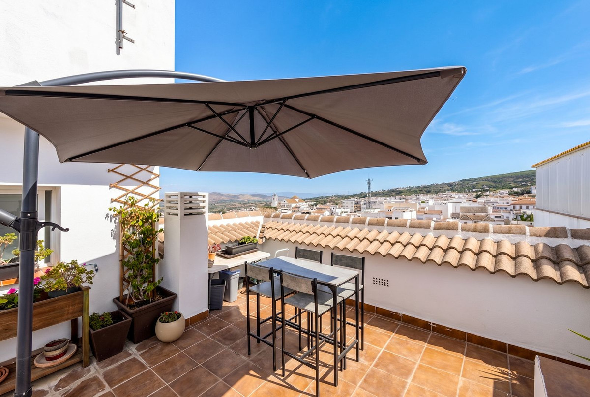 Se vende Adosada de 5 dormitorios en Costa Del Sol, Málaga, España