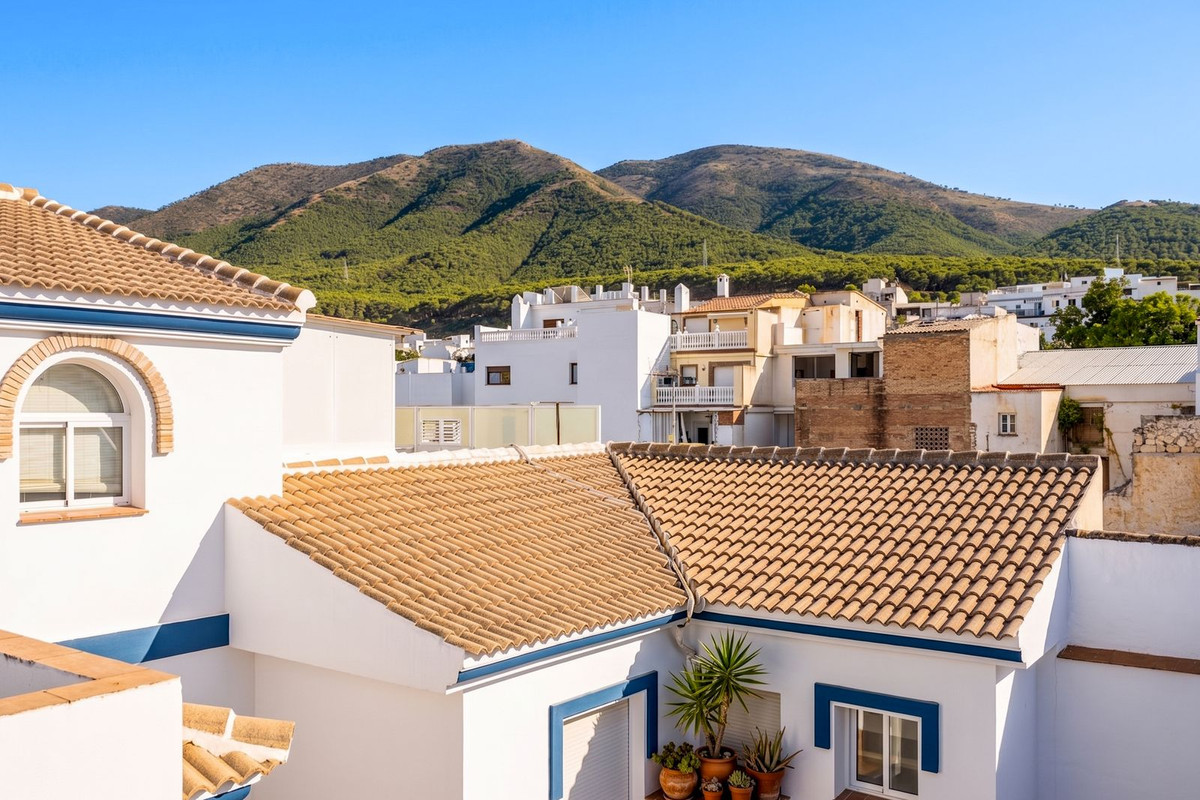 Se vende Adosada de 5 dormitorios en Costa Del Sol, Málaga, España