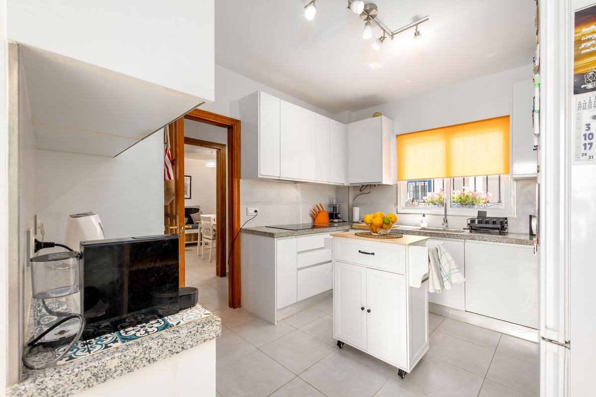 Se vende Adosada de 5 dormitorios en Costa Del Sol, Málaga, España
