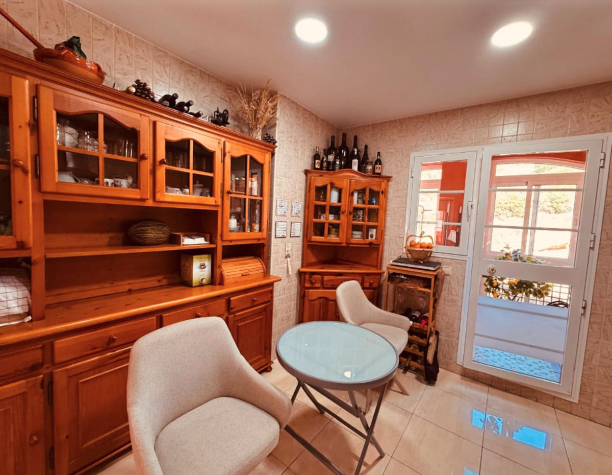 Se vende Apartamento Planta Media de 2 dormitorios en Costa Del Sol, Málaga, España