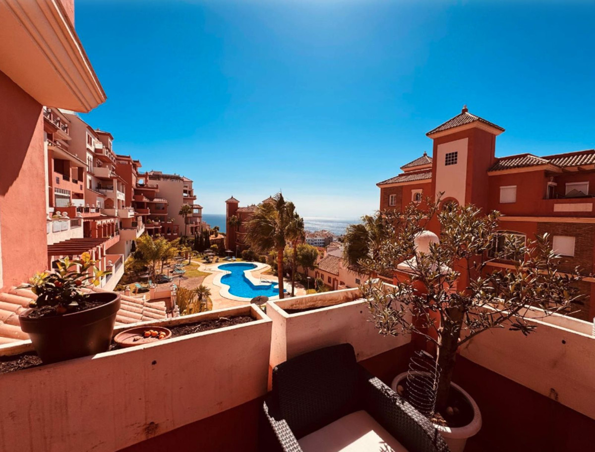 Se vende Apartamento Planta Media de 2 dormitorios en Costa Del Sol, Málaga, España