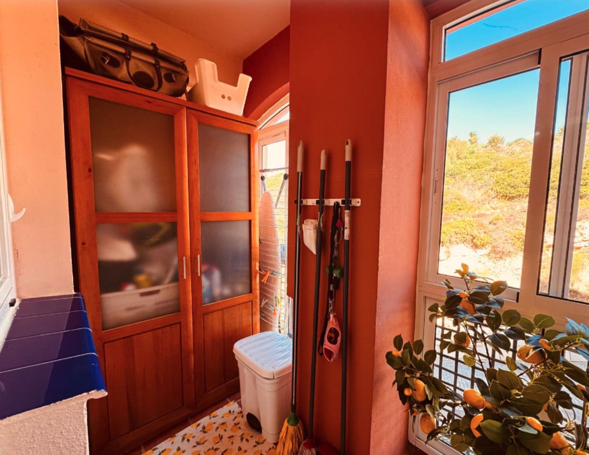 Se vende Apartamento Planta Media de 2 dormitorios en Costa Del Sol, Málaga, España
